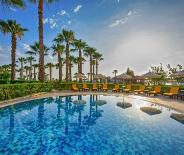 EOS BEACH RESORT